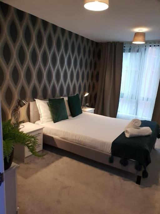 Luxury 9Ine Beautiful Bull Ring Apartment Free Parking Birmingham Eksteriør billede