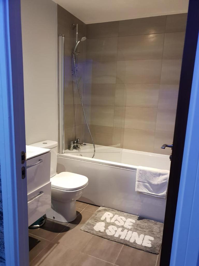 Luxury 9Ine Beautiful Bull Ring Apartment Free Parking Birmingham Eksteriør billede